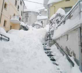 Emergenza maltempo, la neve non dà tregua